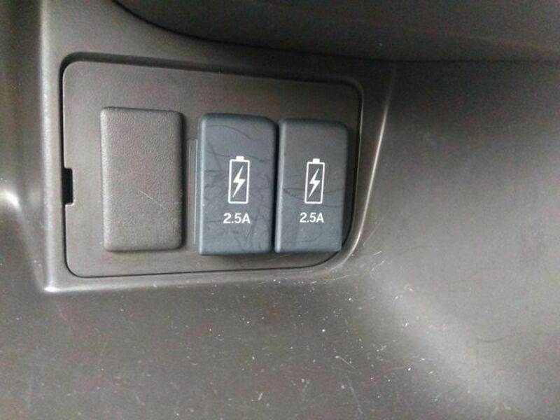 N BOX