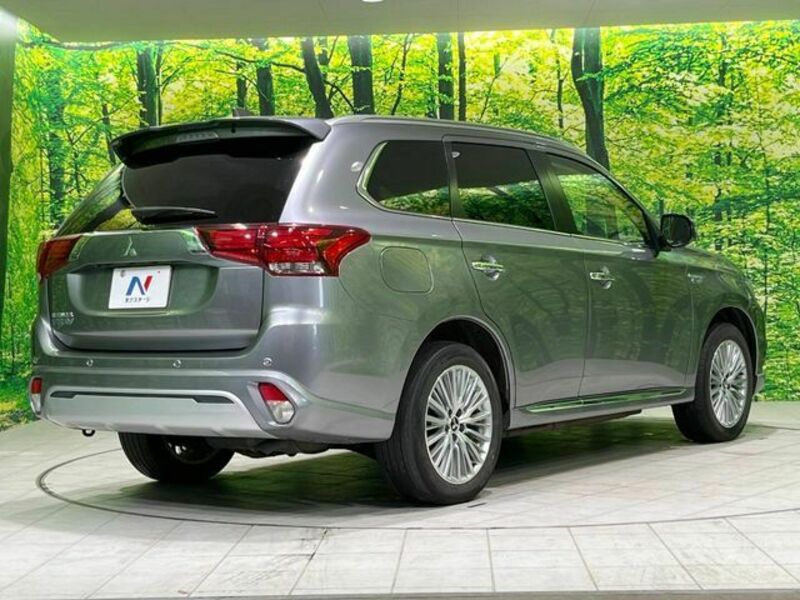 OUTLANDER PHEV