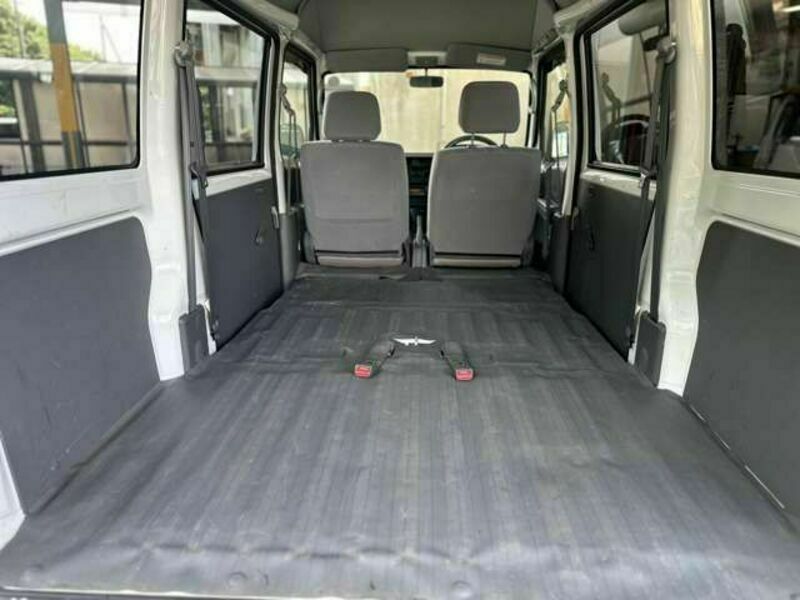 MINICAB VAN