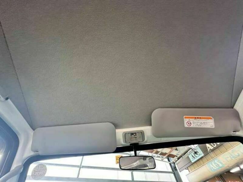 MINICAB VAN
