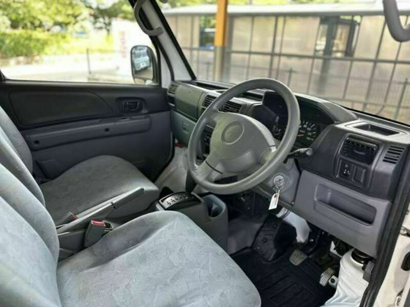 MINICAB VAN