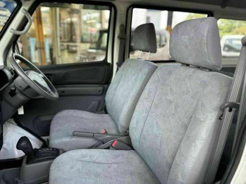 MINICAB VAN