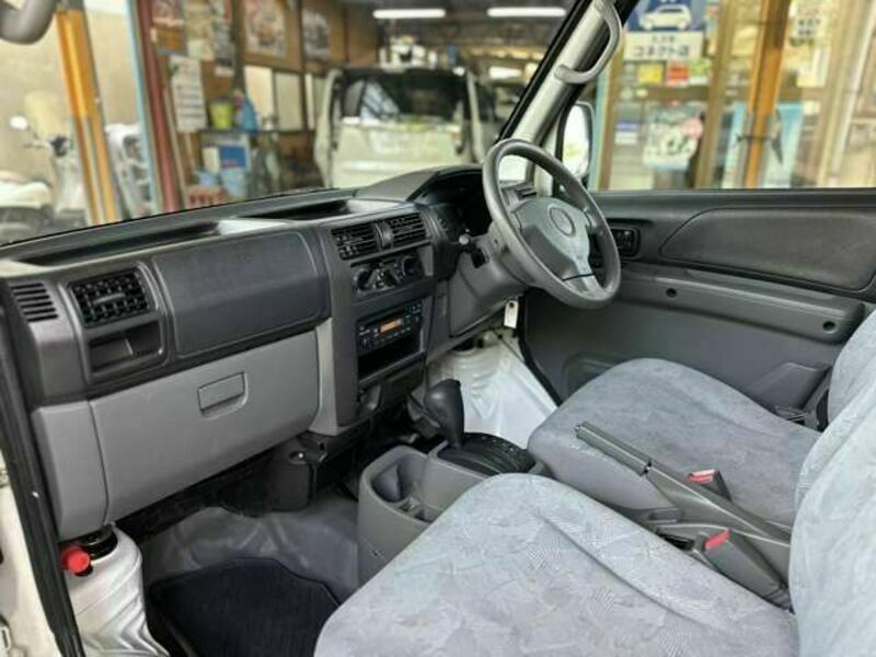 MINICAB VAN