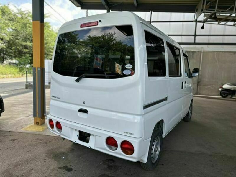 MINICAB VAN