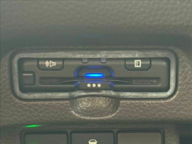 N BOX