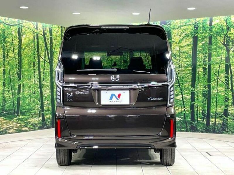 N BOX CUSTOM