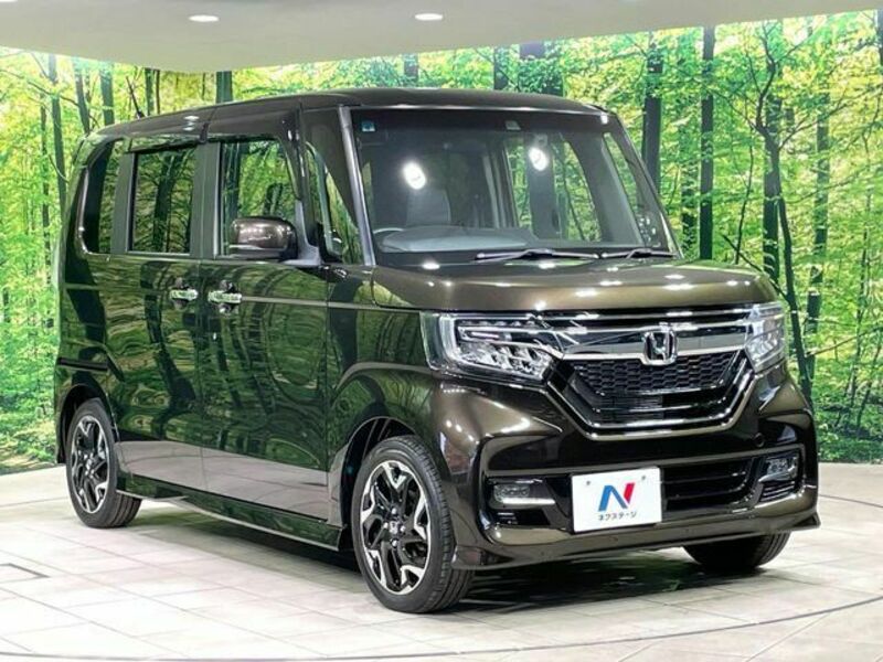 N BOX CUSTOM