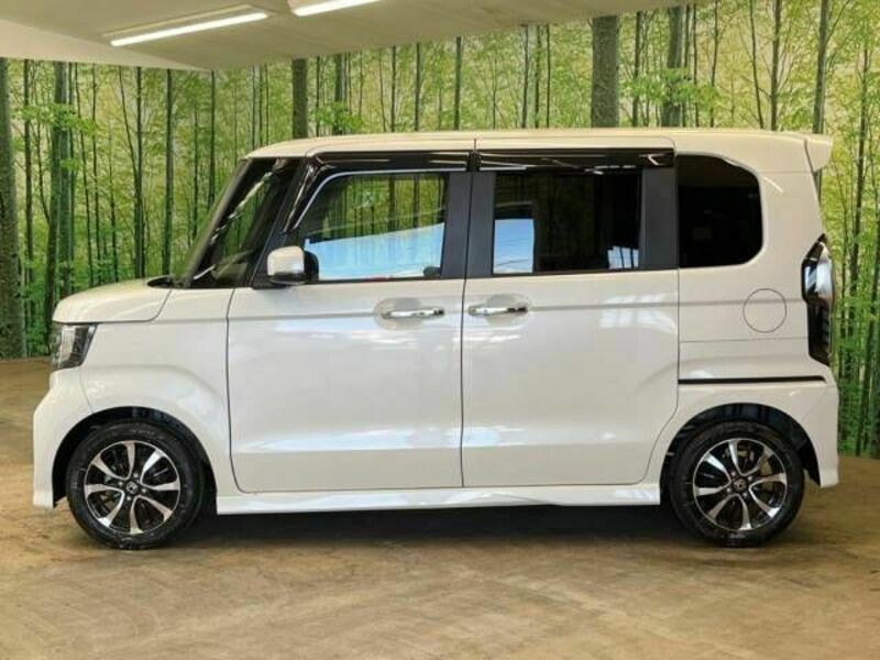 N BOX CUSTOM