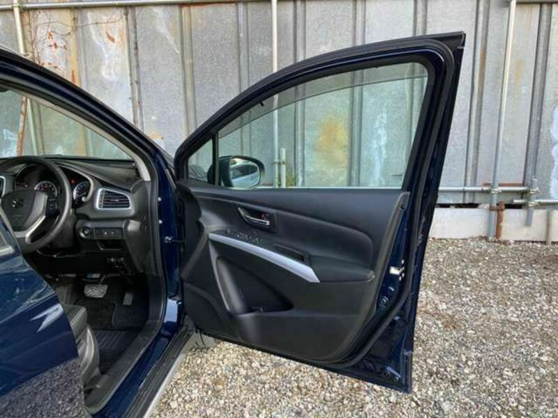 SX4 S-CROSS