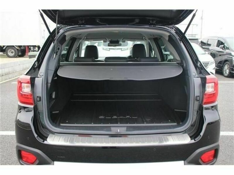 LEGACY OUTBACK