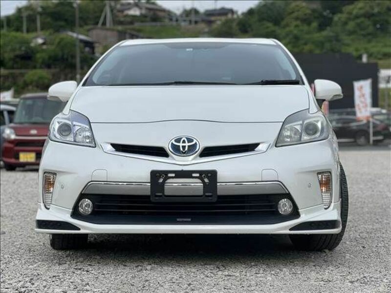 PRIUS PHV