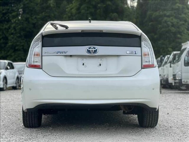 PRIUS PHV