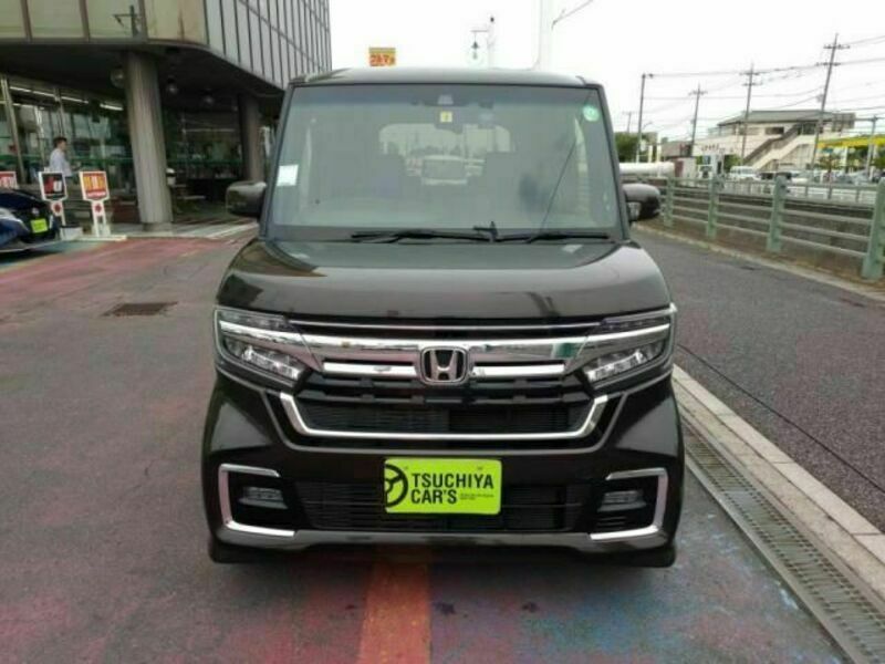 N BOX CUSTOM