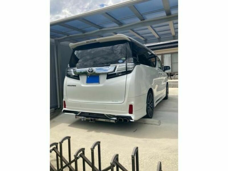 VELLFIRE