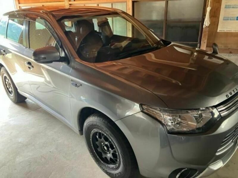 OUTLANDER PHEV