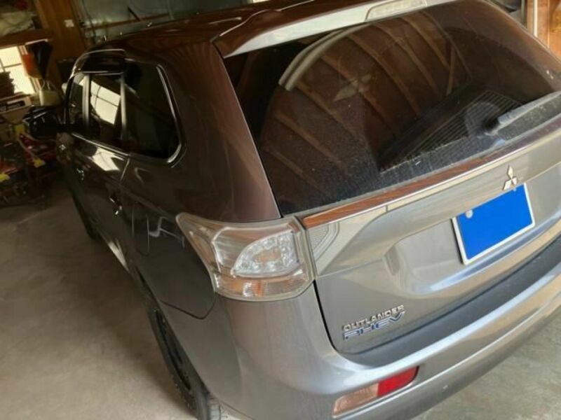 OUTLANDER PHEV