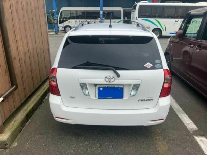 COROLLA FIELDER