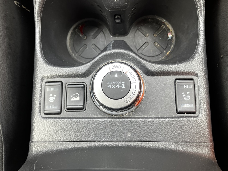 X-TRAIL