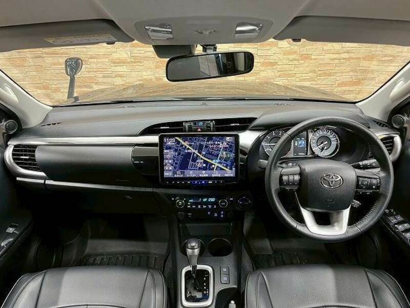 HILUX