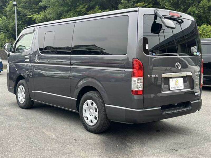HIACE VAN