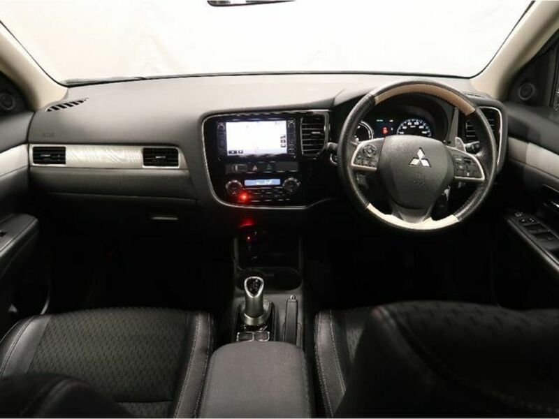 OUTLANDER PHEV