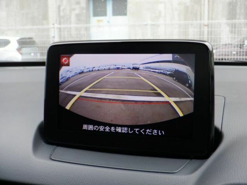 MAZDA2