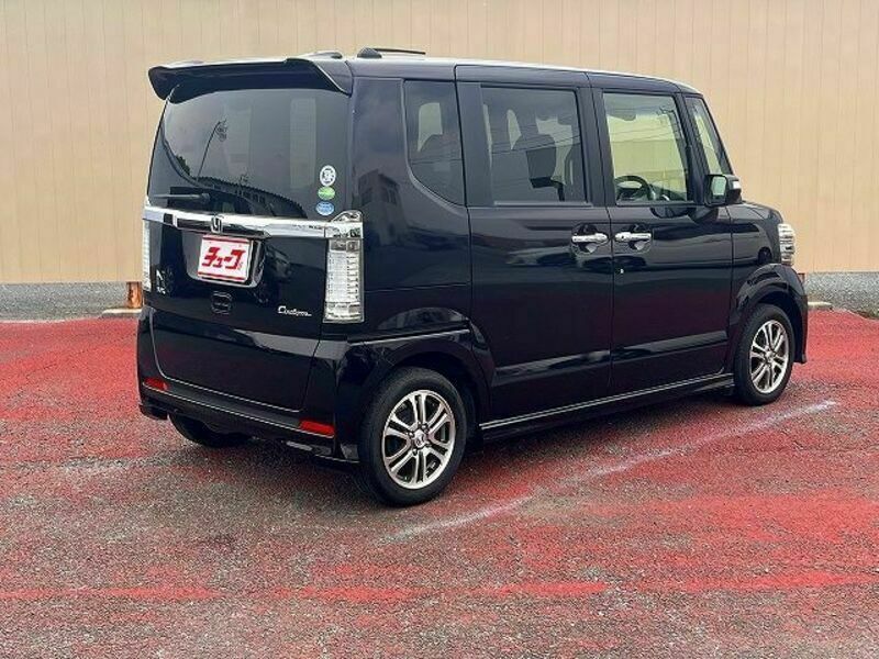 N BOX CUSTOM