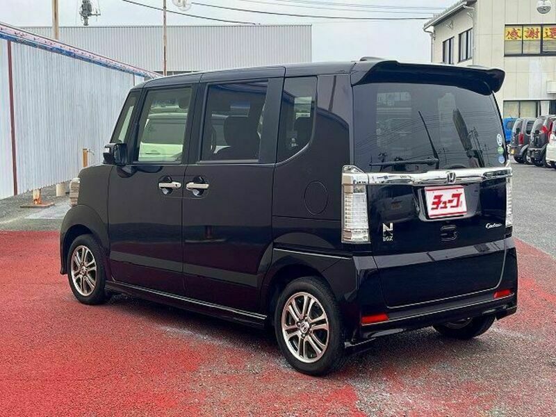 N BOX CUSTOM