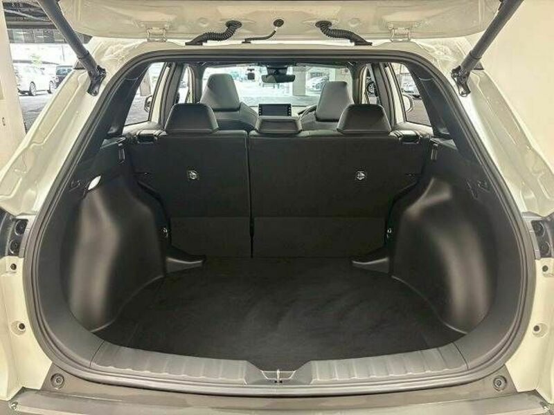 COROLLA CROSS
