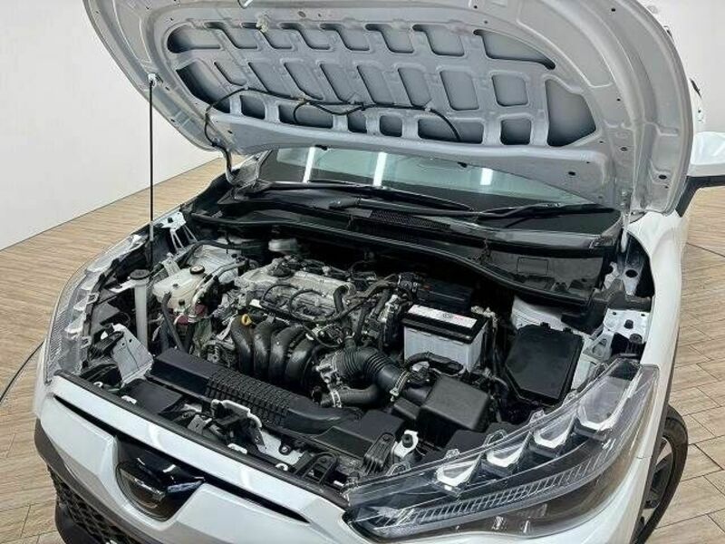 COROLLA CROSS