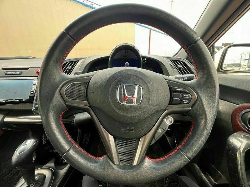 CR-Z