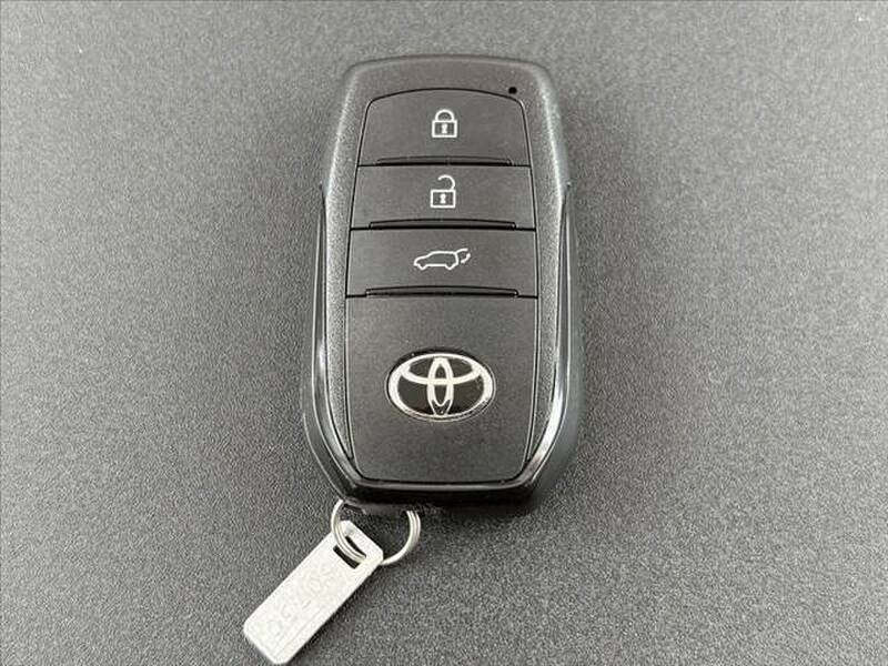 YARIS CROSS