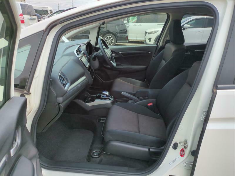 FIT HYBRID