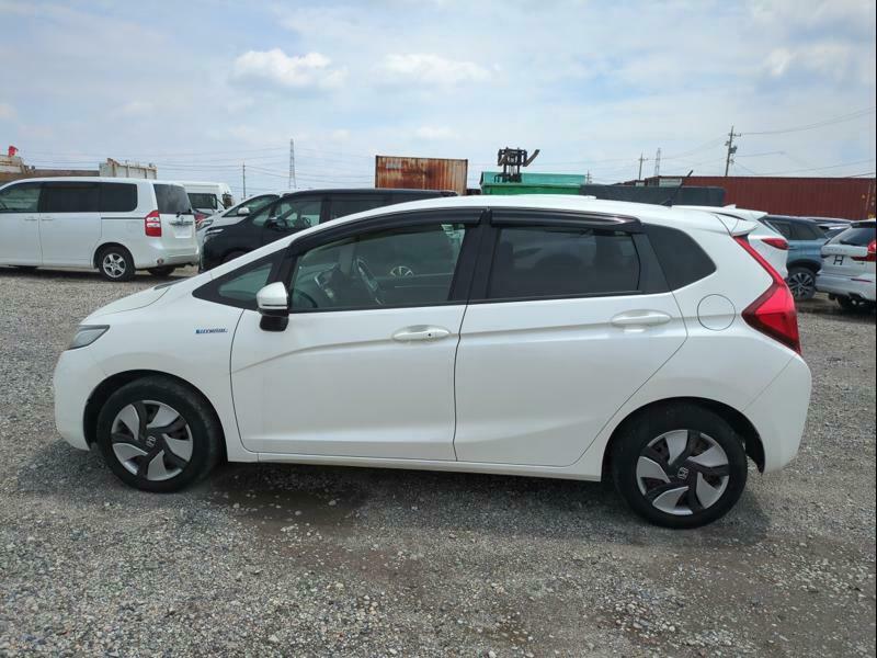FIT HYBRID
