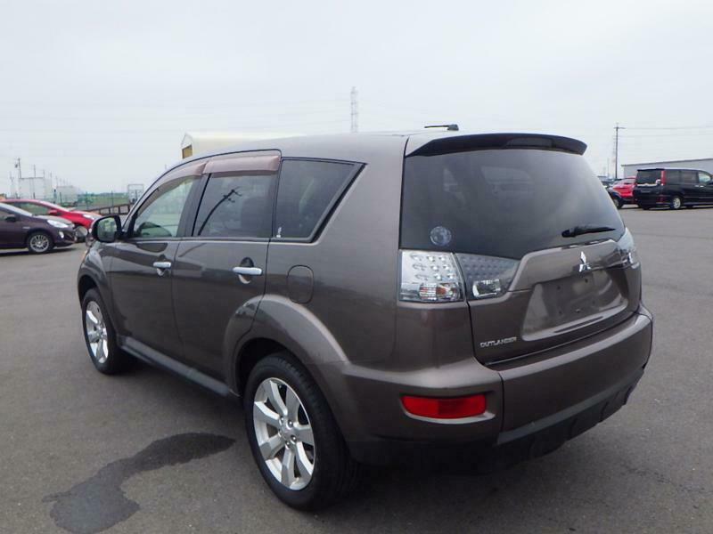 OUTLANDER