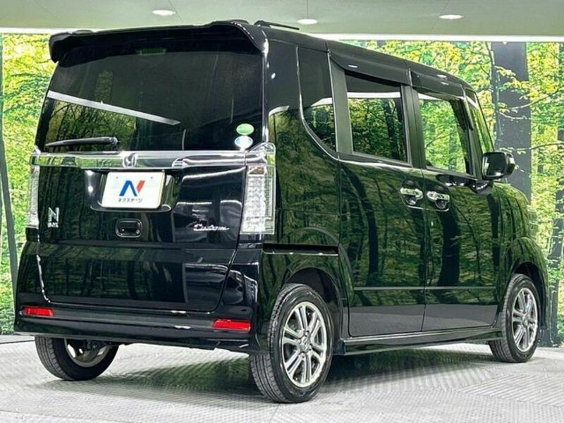 N BOX CUSTOM