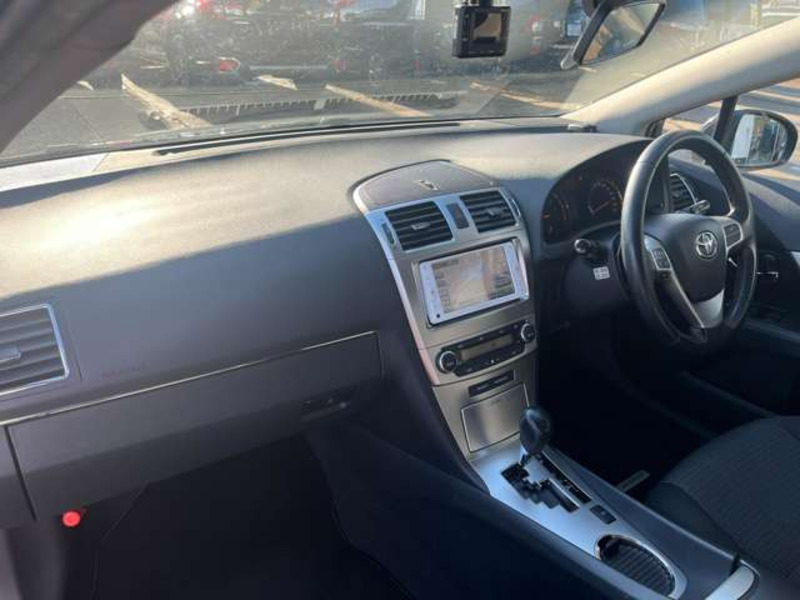 AVENSIS WAGON