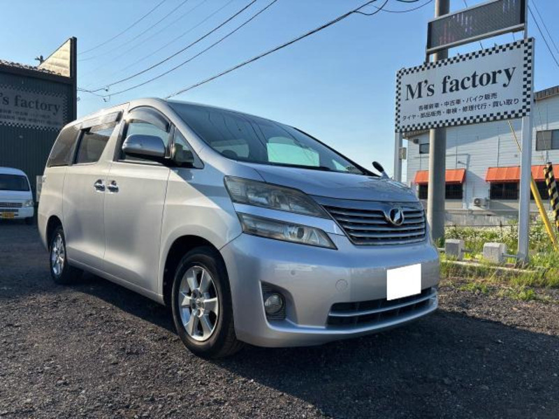 TOYOTA VELLFIRE