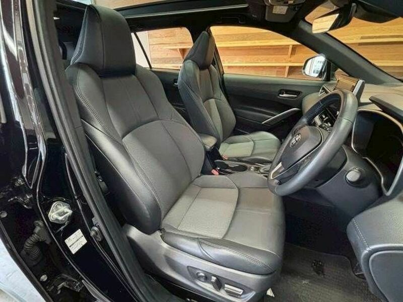 COROLLA CROSS