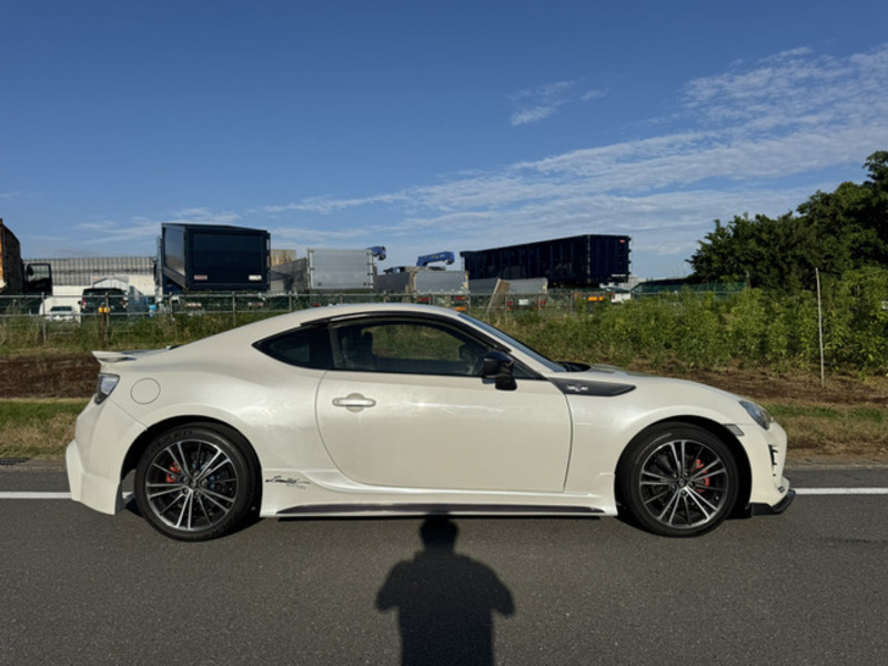 86