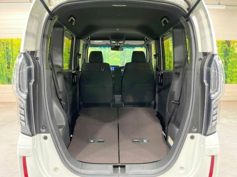 N BOX CUSTOM-9