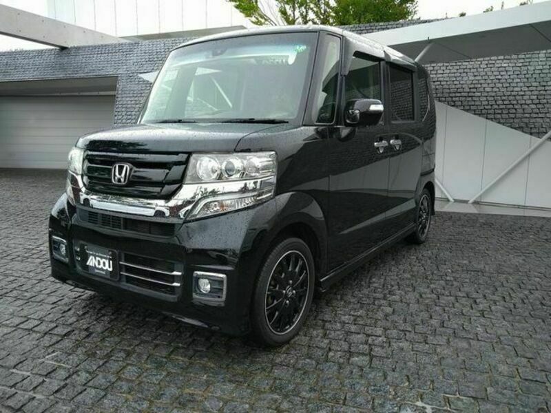 N BOX CUSTOM