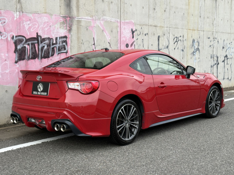 86