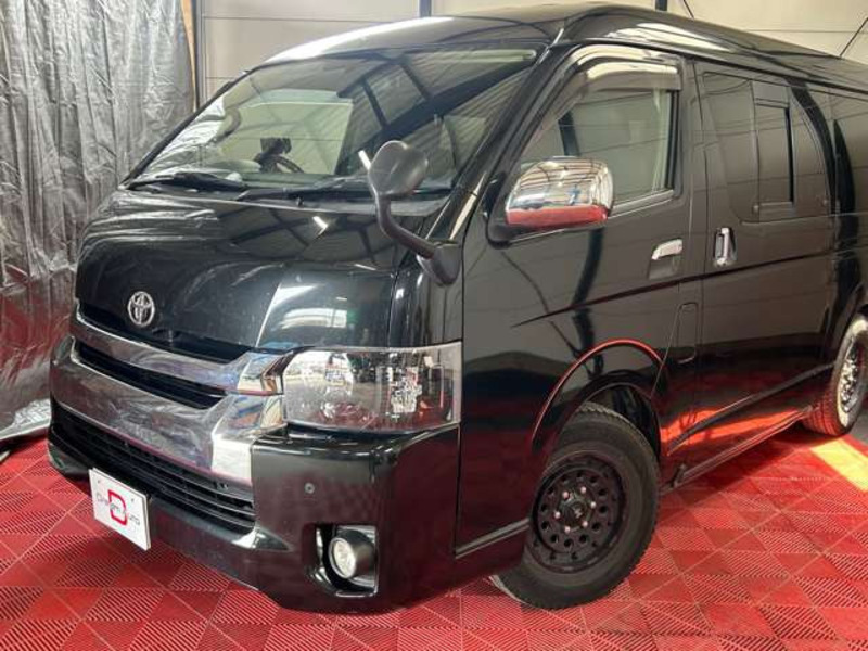 HIACE VAN