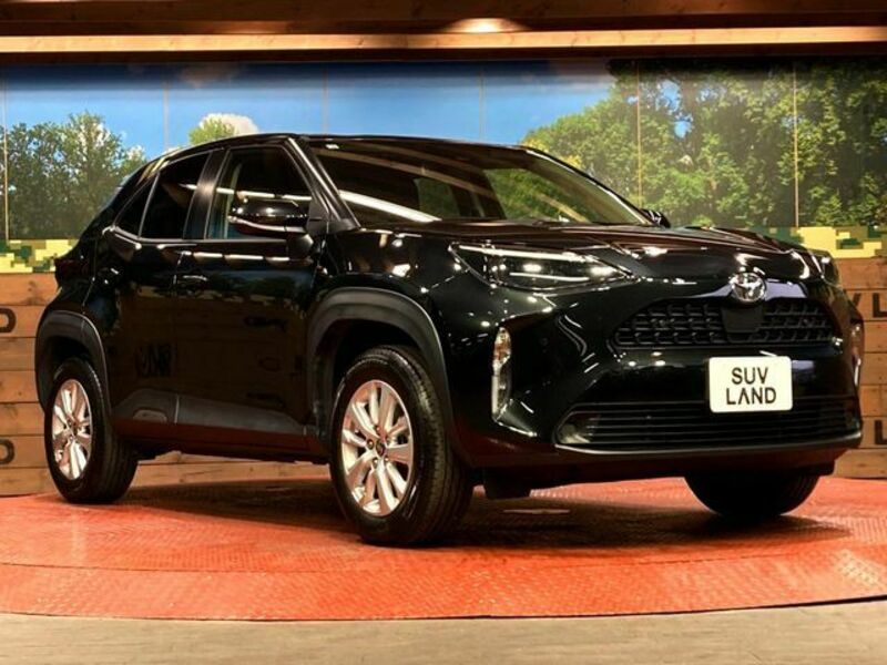 YARIS CROSS