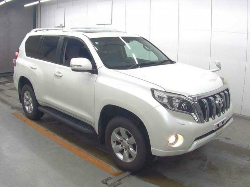 TOYOTA LAND CRUISER PRADO