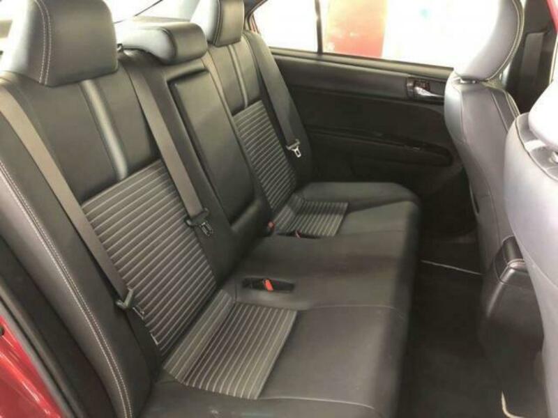 COROLLA AXIO