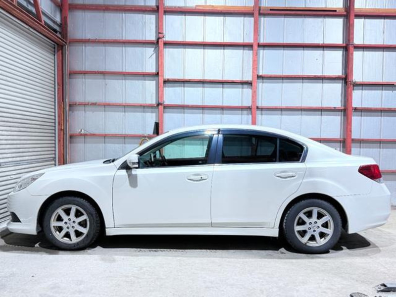 LEGACY B4