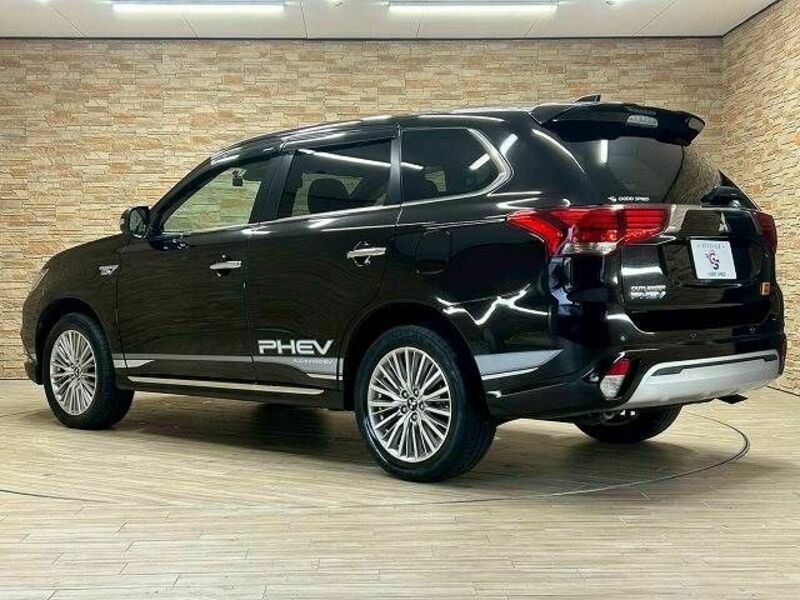 OUTLANDER PHEV