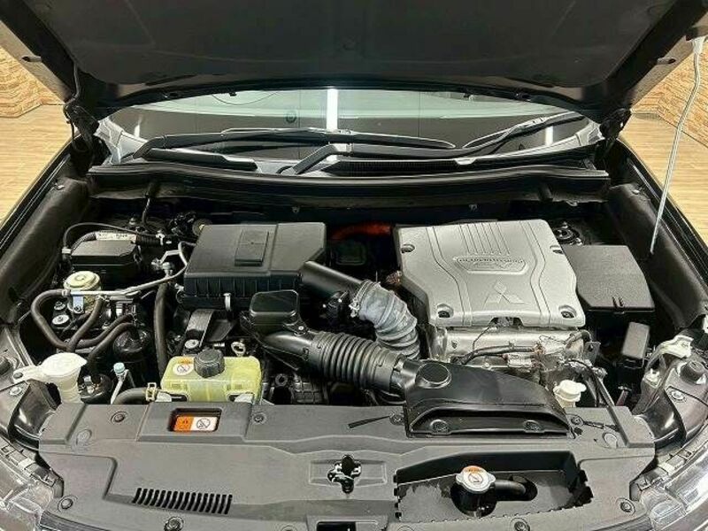 OUTLANDER PHEV